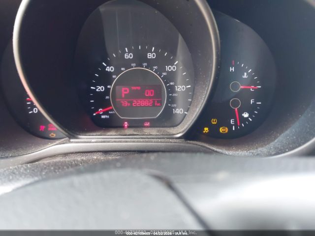 KNDJP3A53E7019880 KIA SOUL +