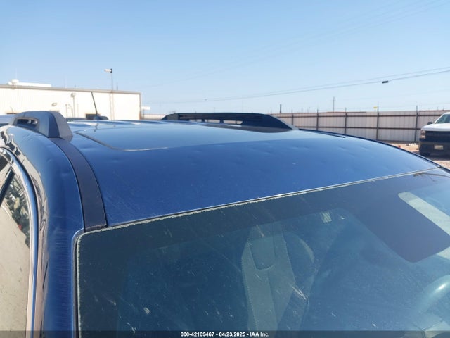 2GNALCEK9H6215877 Chevrolet EQUINOX LT