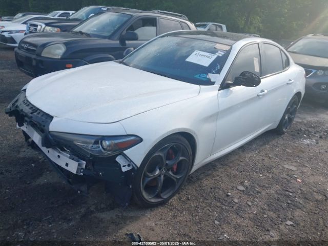 ZARFAMBN1K7621464 Alfa Romeo Giulia Ti Sport Rwd