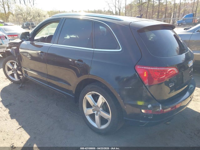 2011 AUDI Q5 WA1LFAFP5BA018703 Photo 2