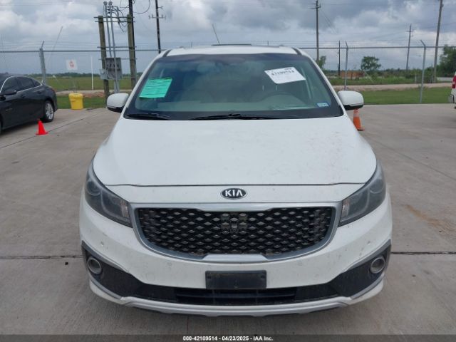 KNDME5C12F6028893 KIA Sedona Sx Luxury