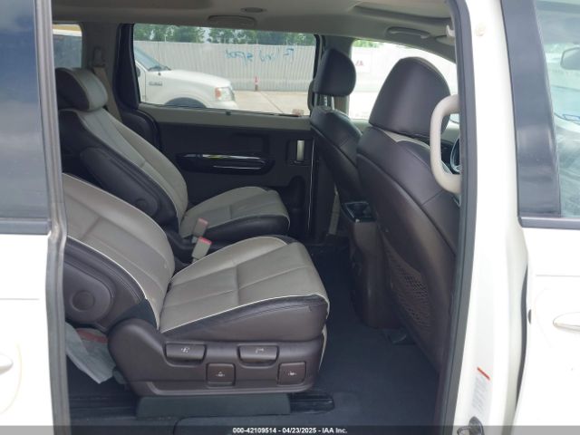 KNDME5C12F6028893 KIA Sedona Sx Luxury