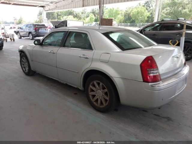 2005 CHRYSLER 300C 2C3JA63H95H630712 Photo 2