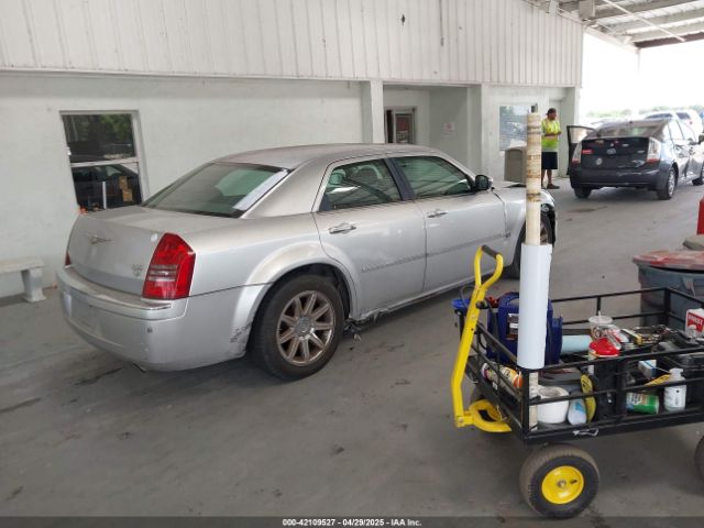 2005 CHRYSLER 300C 2C3JA63H95H630712 Photo 3