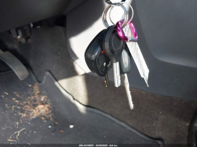 1C4NJRFB8FD248952 Jeep Patriot Latitude