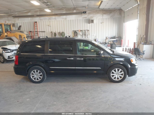 2C4RC1BG6GR112560 Chrysler Town & Country Touring