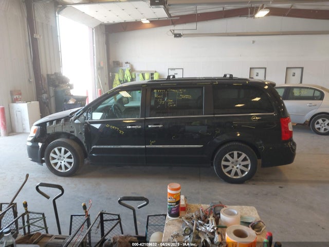 2C4RC1BG6GR112560 Chrysler Town & Country Touring