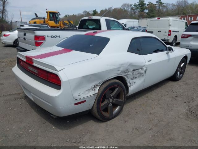 2014 DODGE CHALLENGER 2C3CDYAG9EH247729 Photo 3