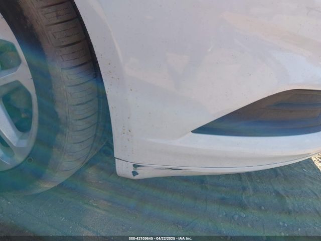 3FA6P0HD9ER227696 Ford FUSION SE