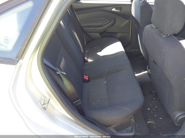 Ford FOCUS SE 2017 1FADP3F23HL286837 Image 8