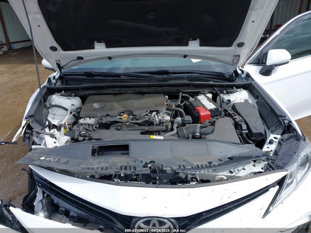 4T1C11AK9MU568208 Toyota CAMRY LE