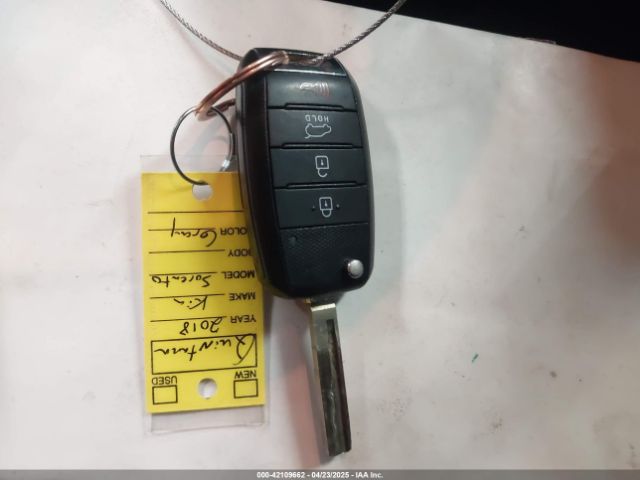 5XYPG4A58JG363749 KIA Sorento 3.3l Lx