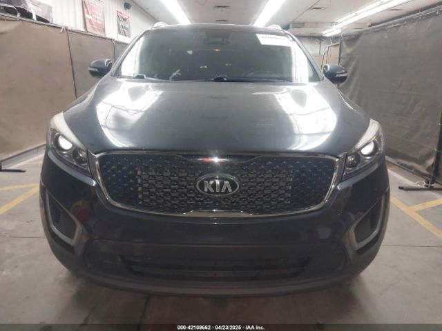 5XYPG4A58JG363749 KIA Sorento 3.3l Lx