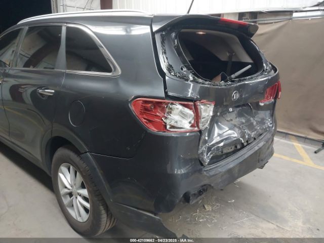 5XYPG4A58JG363749 KIA Sorento 3.3l Lx