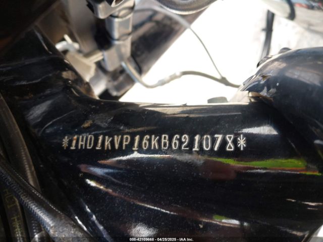 2019 HARLEY-DAVIDSON FLHRXS 1HD1KVP16KB621078 Photo 9