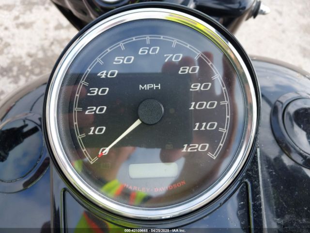 2019 HARLEY-DAVIDSON FLHRXS 1HD1KVP16KB621078 Photo 6