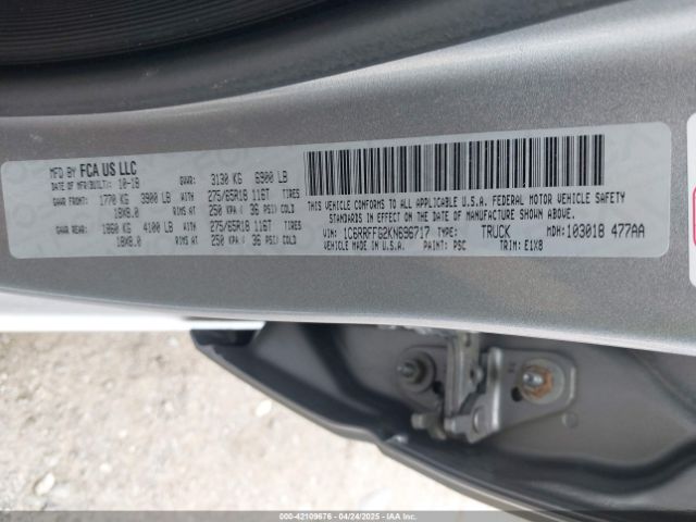 2019 RAM 1500 1C6RRFFG2KN696717 Photo 8