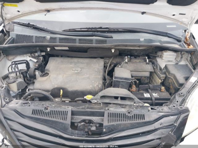 5TDZK3DC5FS657115 Toyota Sienna L 7 Passenger