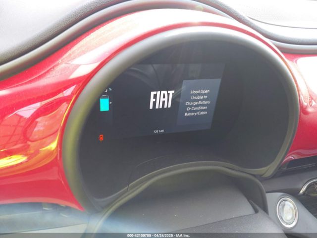 2024 FIAT 500E ZFAFFAA4XRX204218 Photo 6