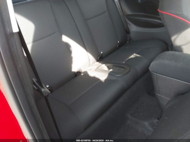 2024 FIAT 500E ZFAFFAA4XRX204218 Photo 7
