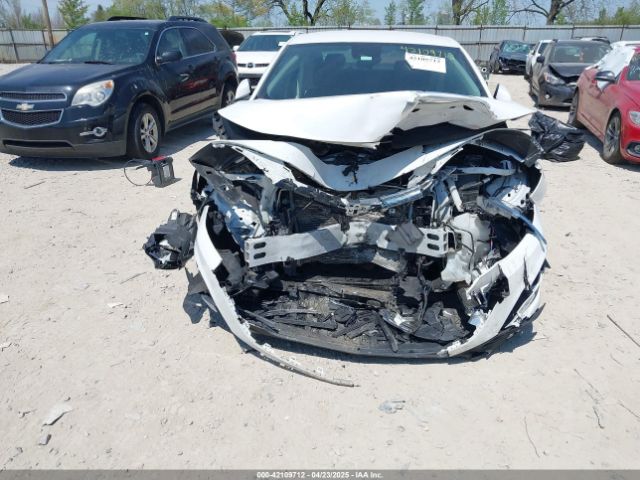 1G1ZC5ST3LF047312 Chevrolet Malibu Fwd 1fl