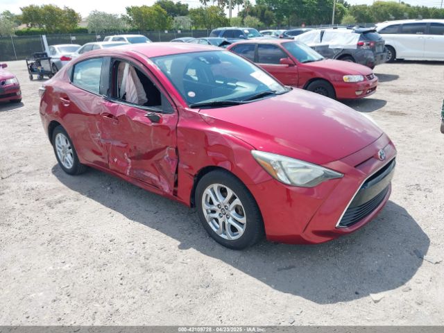 3MYDLBYV9JY318762 Toyota YARIS IA