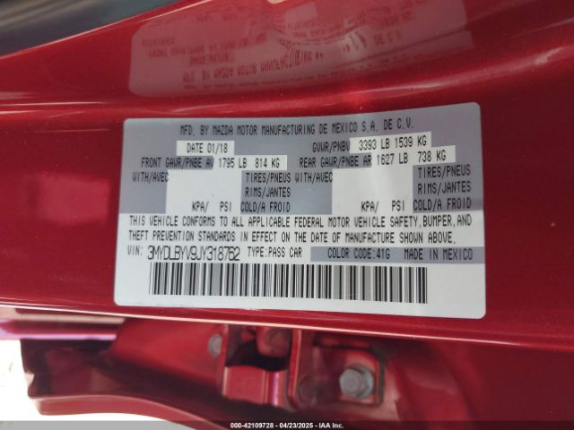 3MYDLBYV9JY318762 Toyota YARIS IA