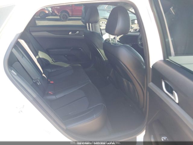 5XXG64J23NG089623 KIA K5 Gt-line