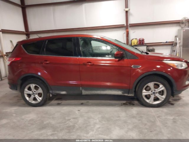 1FMCU9GX6GUC08682 Ford ESCAPE SE
