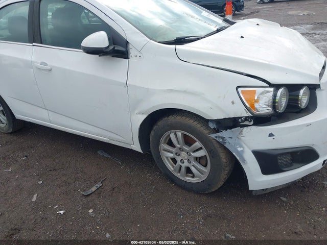1G1JC5SHXE4230326 Chevrolet Sonic Lt Auto