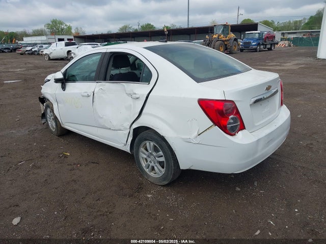 1G1JC5SHXE4230326 Chevrolet Sonic Lt Auto