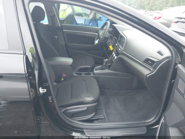KMHD84LF5KU879097 Hyundai ELANTRA SEL