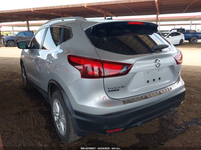 JN1BJ1CP9KW526974 Nissan Rogue Sport Sv