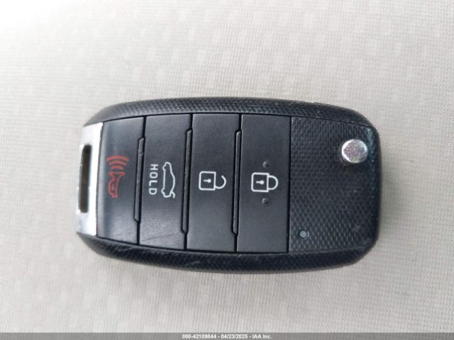 5XXGM4A72EG260072 KIA Optima Lx