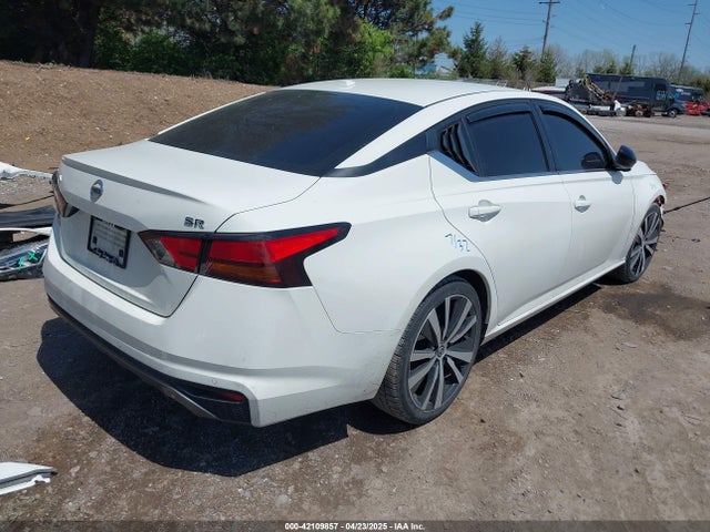 1N4BL4CV5NN385375 Nissan Altima Sr Fwd