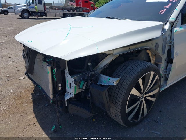 1N4BL4CV5NN385375 Nissan Altima Sr Fwd