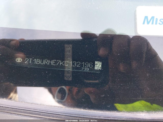 Toyota 2zr-fe 2019 2T1BURHE7KC132196 Image 9
