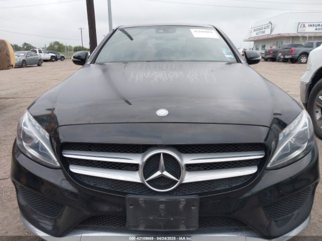 55SWF4JB1HU195683 Mercedes-Benz C 300 Luxury/sport