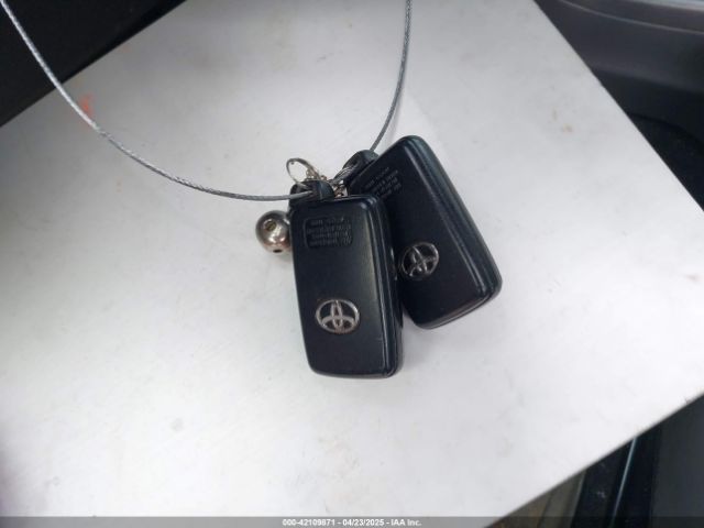 JTDZN3EUXEJ012177 Toyota Prius V Five