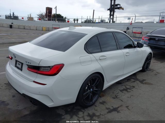 3MW5R1J04M8C06043 BMW 3 Series 330i
