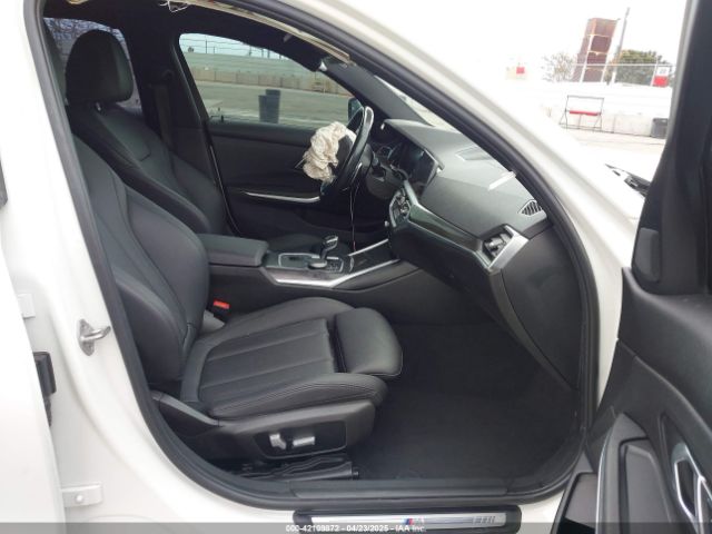 3MW5R1J04M8C06043 BMW 3 Series 330i