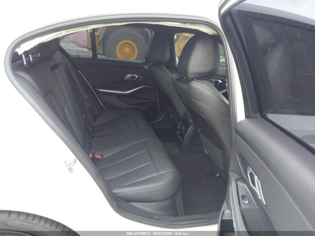 3MW5R1J04M8C06043 BMW 3 Series 330i