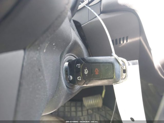 3FA6P0HD2FR261223 Ford FUSION SE