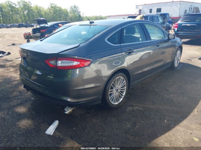 3FA6P0HD2FR261223 Ford FUSION SE