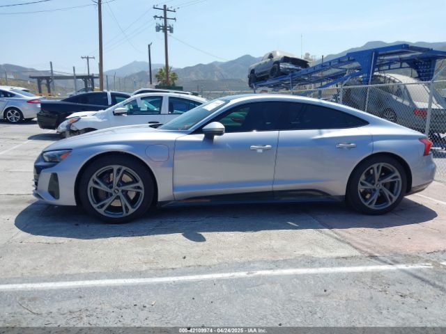 WAUFJBFW0N7008772 Audi E-tron Gt Premium Plus Quattro
