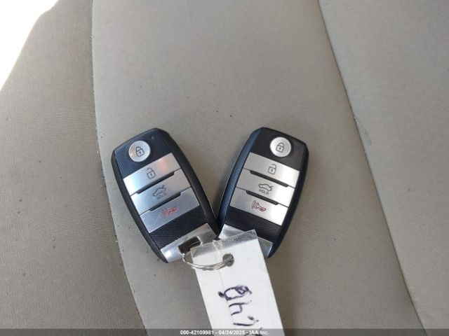 5XXGM4A74FG496305 KIA Optima Lx