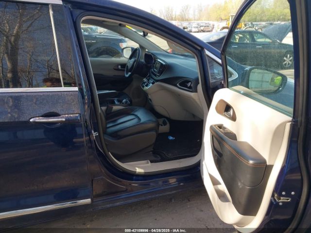 2017 CHRYSLER PACIFICA 2C4RC1BG8HR594451 Photo 4