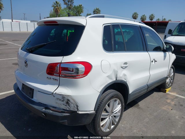 WVGAV3AX9EW512956 Volkswagen 2014