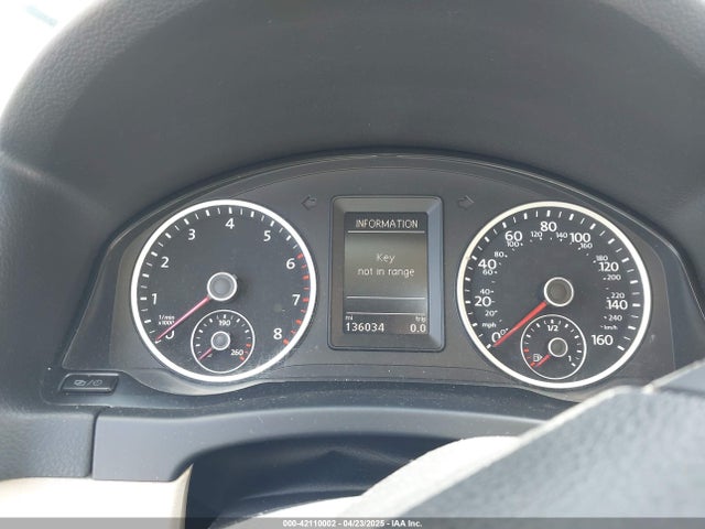 WVGAV3AX9EW512956 Volkswagen 2014