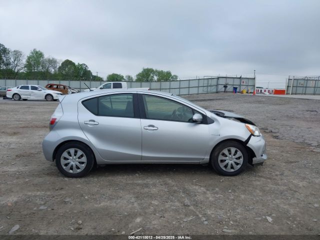 JTDKDTB34E1562443 Toyota Prius C Two